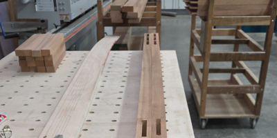 Rénovation d'une porte de garage en bois