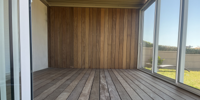 Avant vernissage de la menuiserie