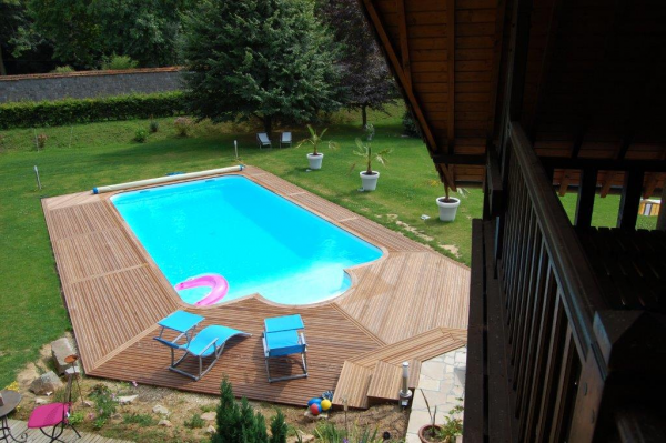 Terrasse piscine en Ipé à GUEUTEVILLE